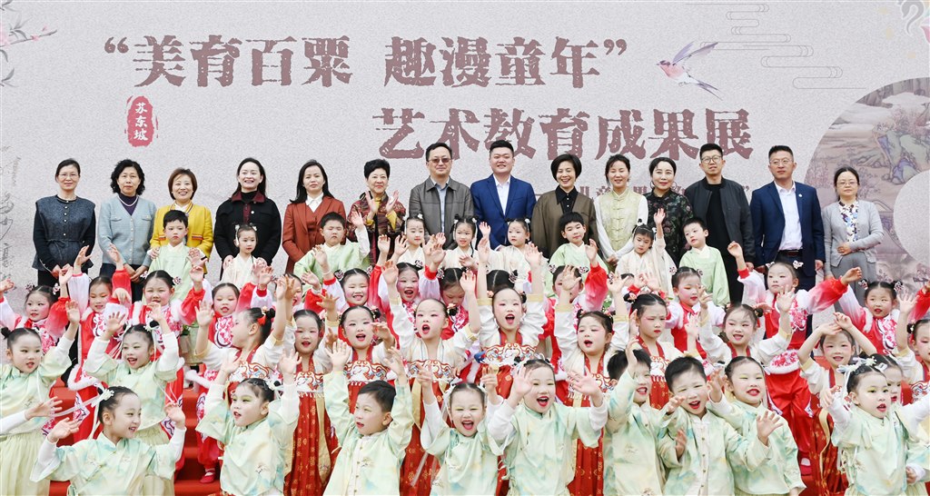 人 (1).JPG 人 (1).JPG